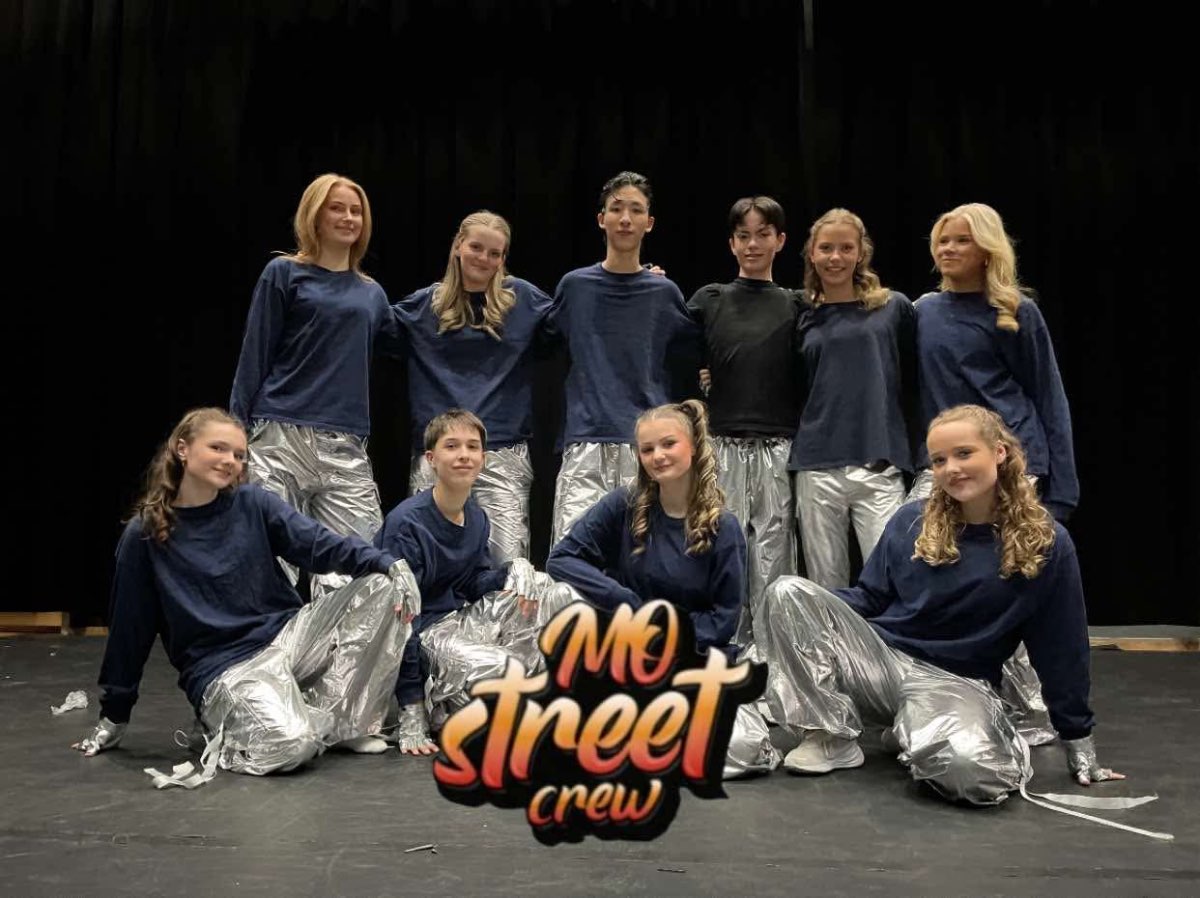 Dansegruppen M.O. Street Crew. Bildet er tatt av trener Hanna Riseth Jacobsen.