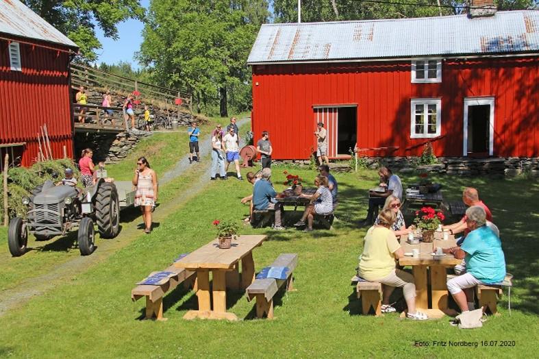 Åpen dag  på gården Bjørvik Øvre