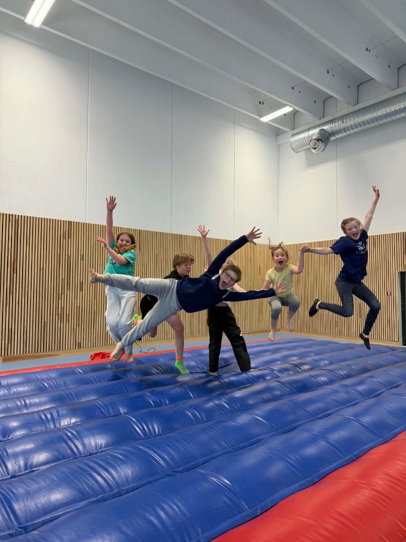 Idrettsglede, samhold, vennskap, fysisk aktivitet. Fotograf Kaisa Blengsli